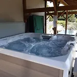 Eco-gite Au Natur'ailes Des Collines Ferienhaus