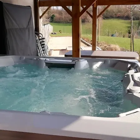 Eco-gite Au Natur'ailes Des Collines טורנאי